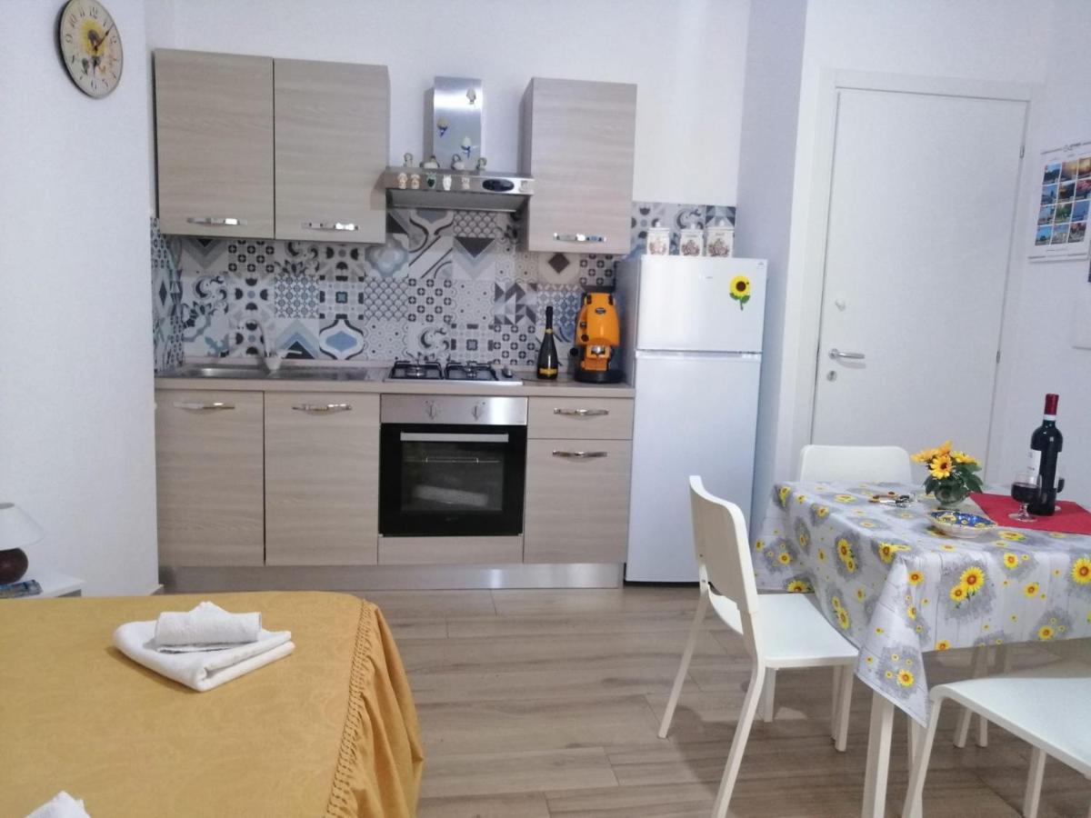 Girasole Holiday Чефалу Екстериор снимка